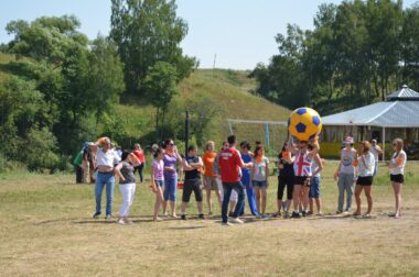 Лучшие сценарии тимбилдинга на природе